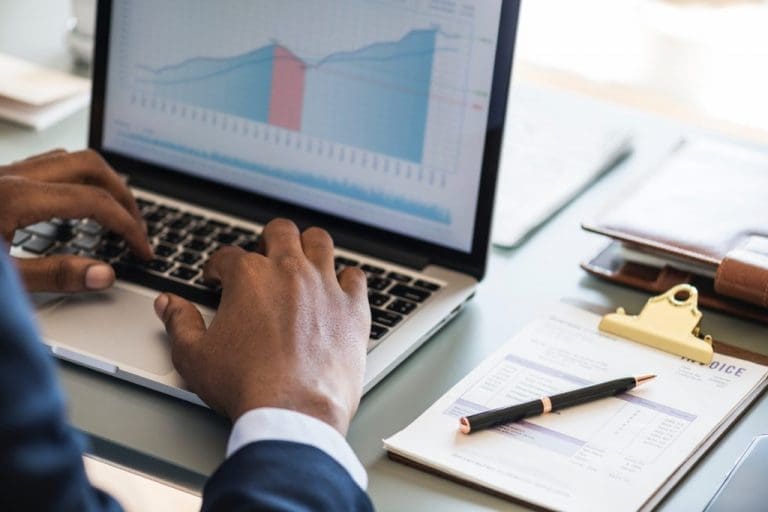 Comment faire avancer le développement d’une entreprise grâce au webmarketing ?